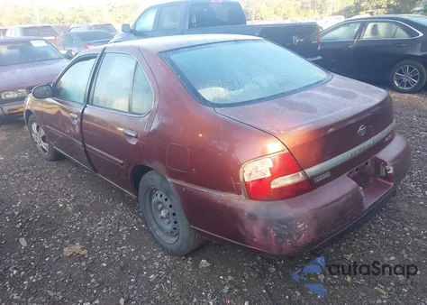 2001 Nissan Altima Gxe из США, поврежденный, VIN 1N4DL01D91C217921